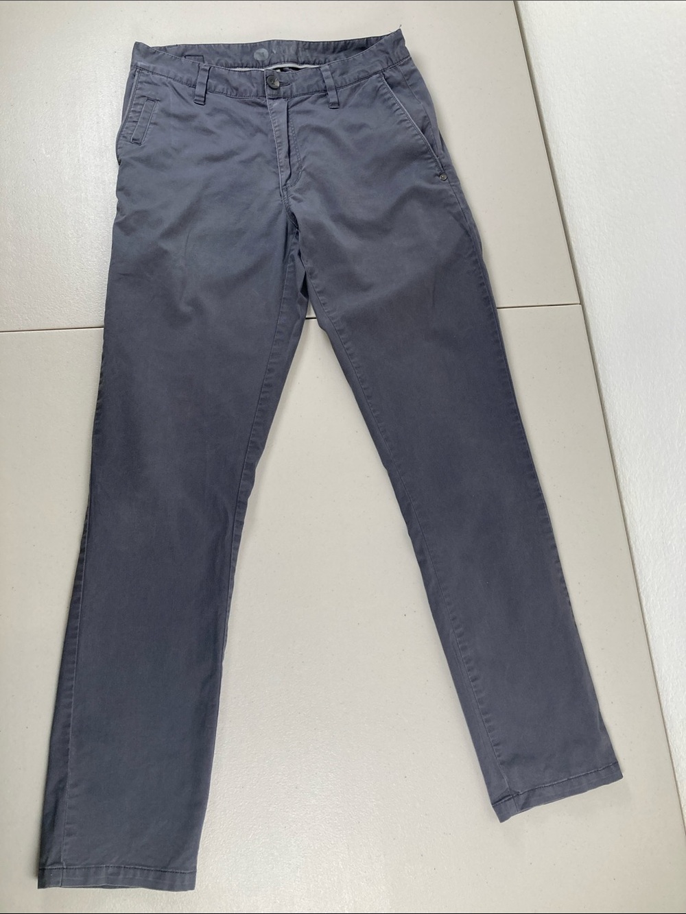 Vuori Collins Pants Mens 28 Light Gray Slim Fit Stretch Chinos Cotton Blend